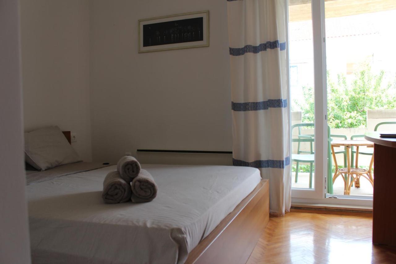 Hotel Sobe Dejan Zara Esterno foto