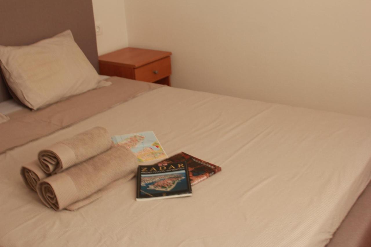 Hotel Sobe Dejan Zara Esterno foto