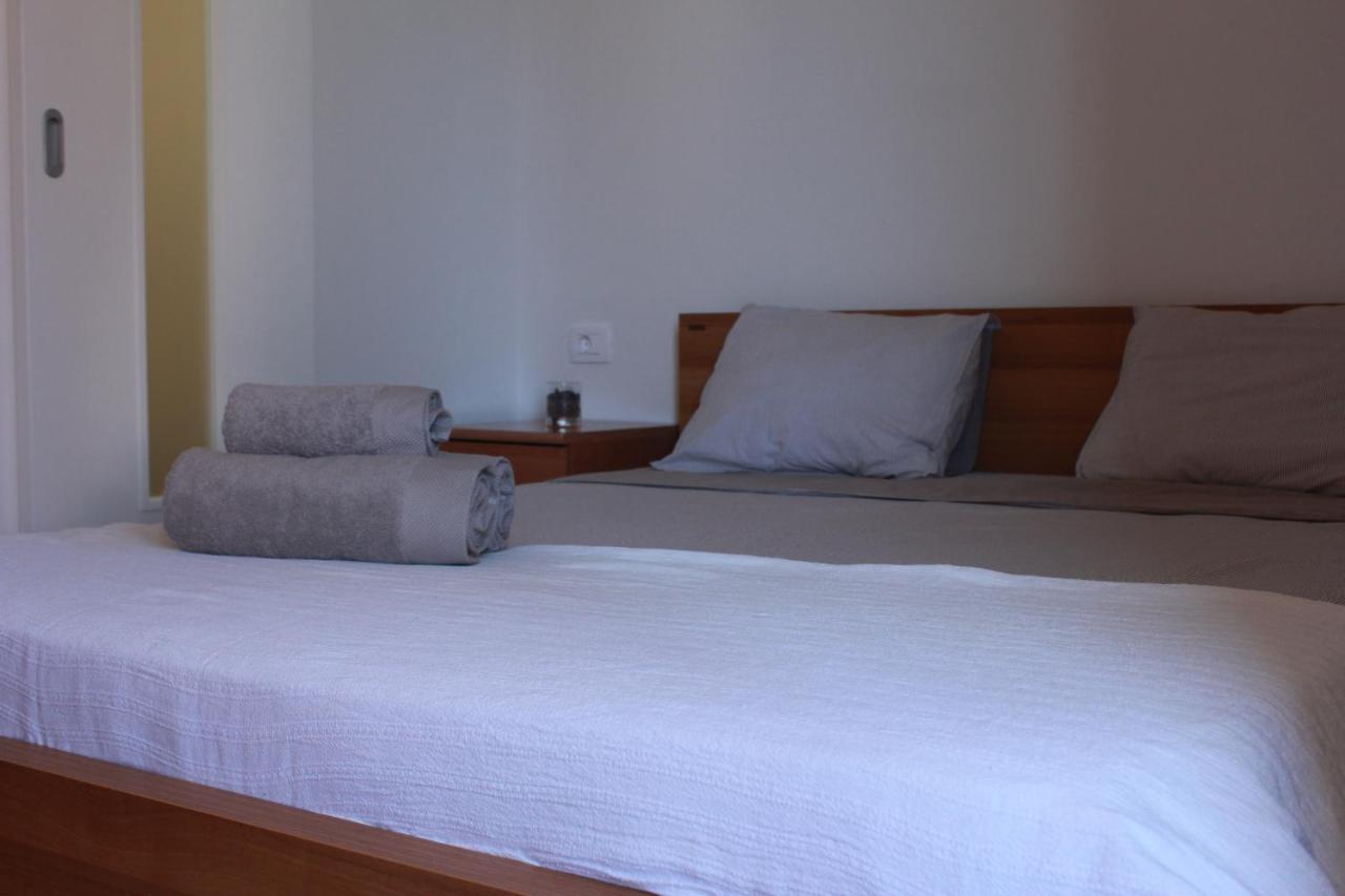 Hotel Sobe Dejan Zara Esterno foto